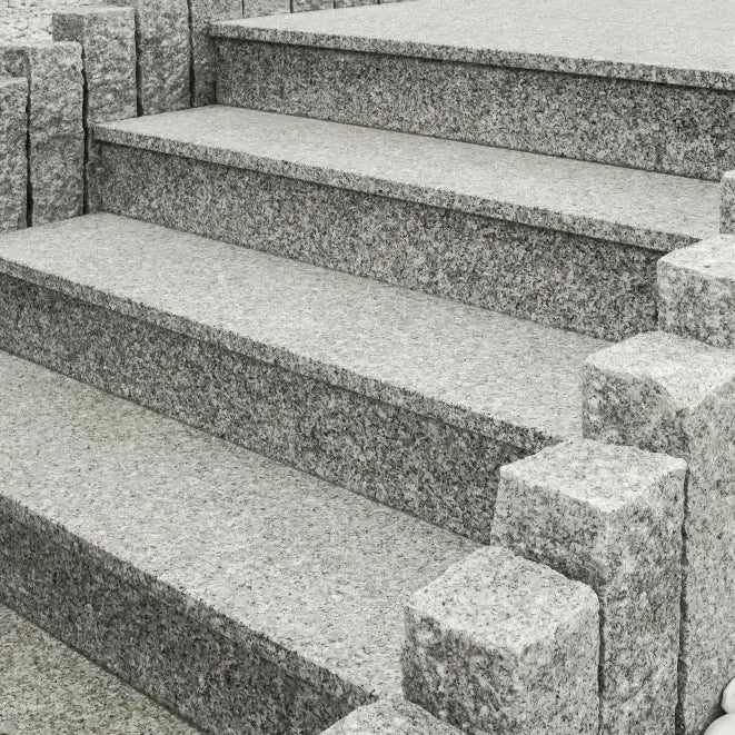 Treppenstufen aus Granit & Marmor