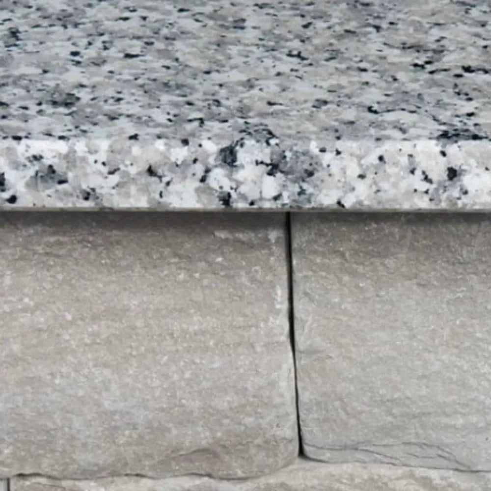 Granit Mauerabdeckung