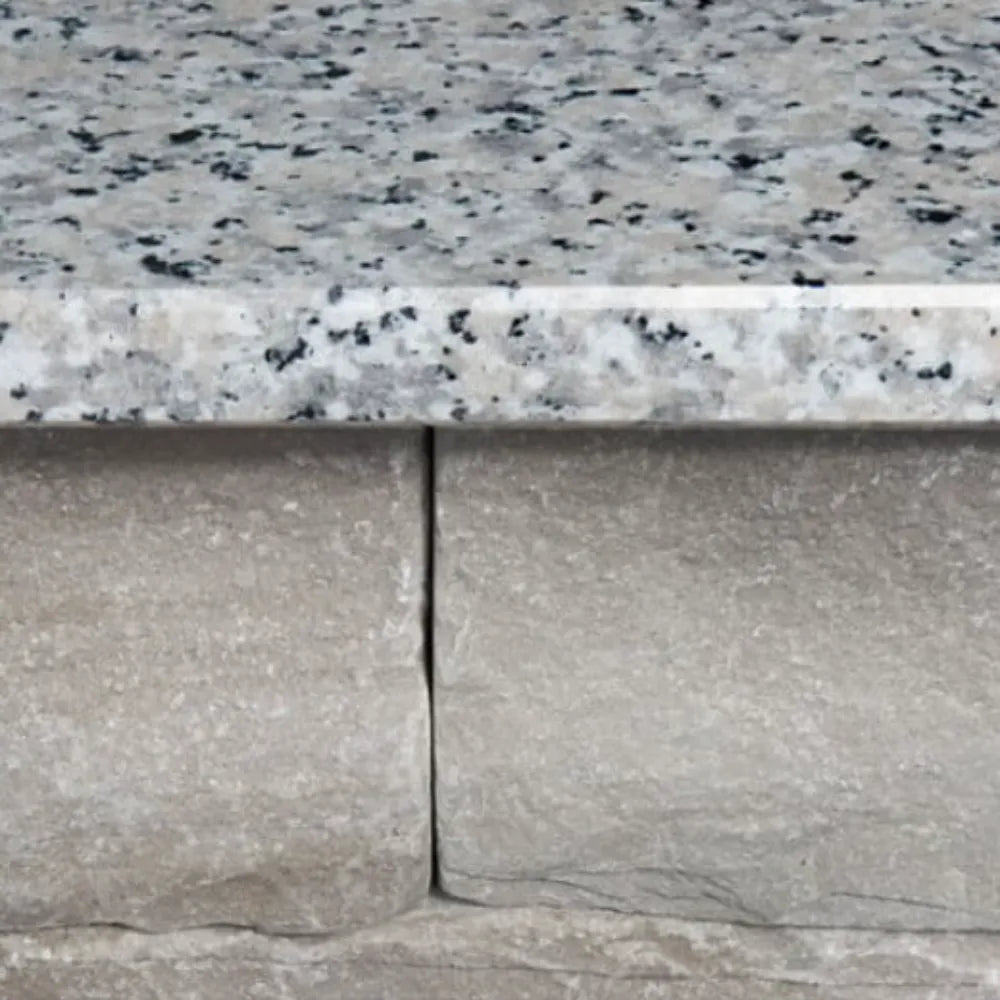 Granit Mauerabdeckung